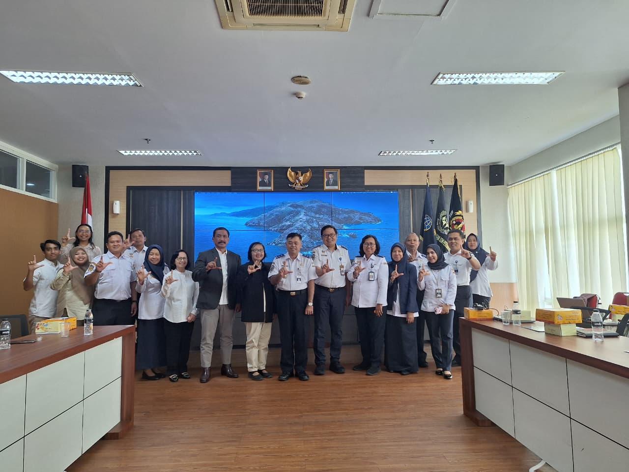 Rapat Penyusunan Buku Sejarah PIP Semarang dengan Tim Sejarawan UNDIP, Guru  Besar Sejarah Maritim,  Departemen Sejarah Fakultas Ilmu Budaya Universitas Diponegoro Semarang