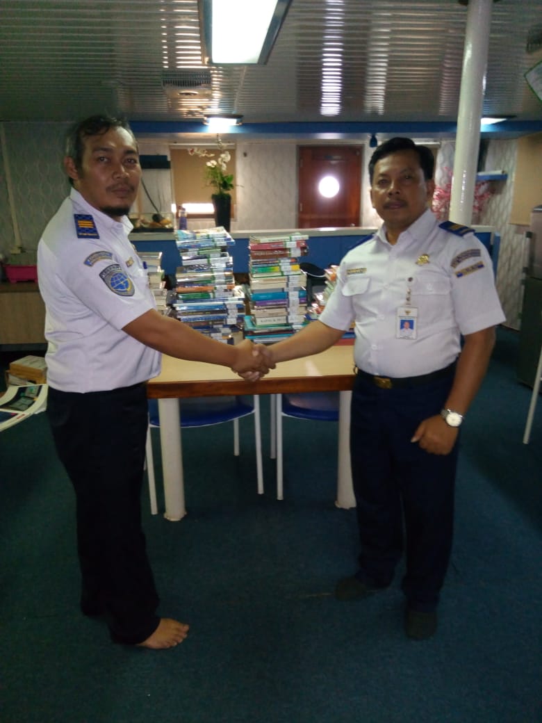 PERPUSTAKAAN PIP SEMARANG PERLUAS LAYANAN DI KAPAL LATIH BIMA SAKTI PIP SEMARANG